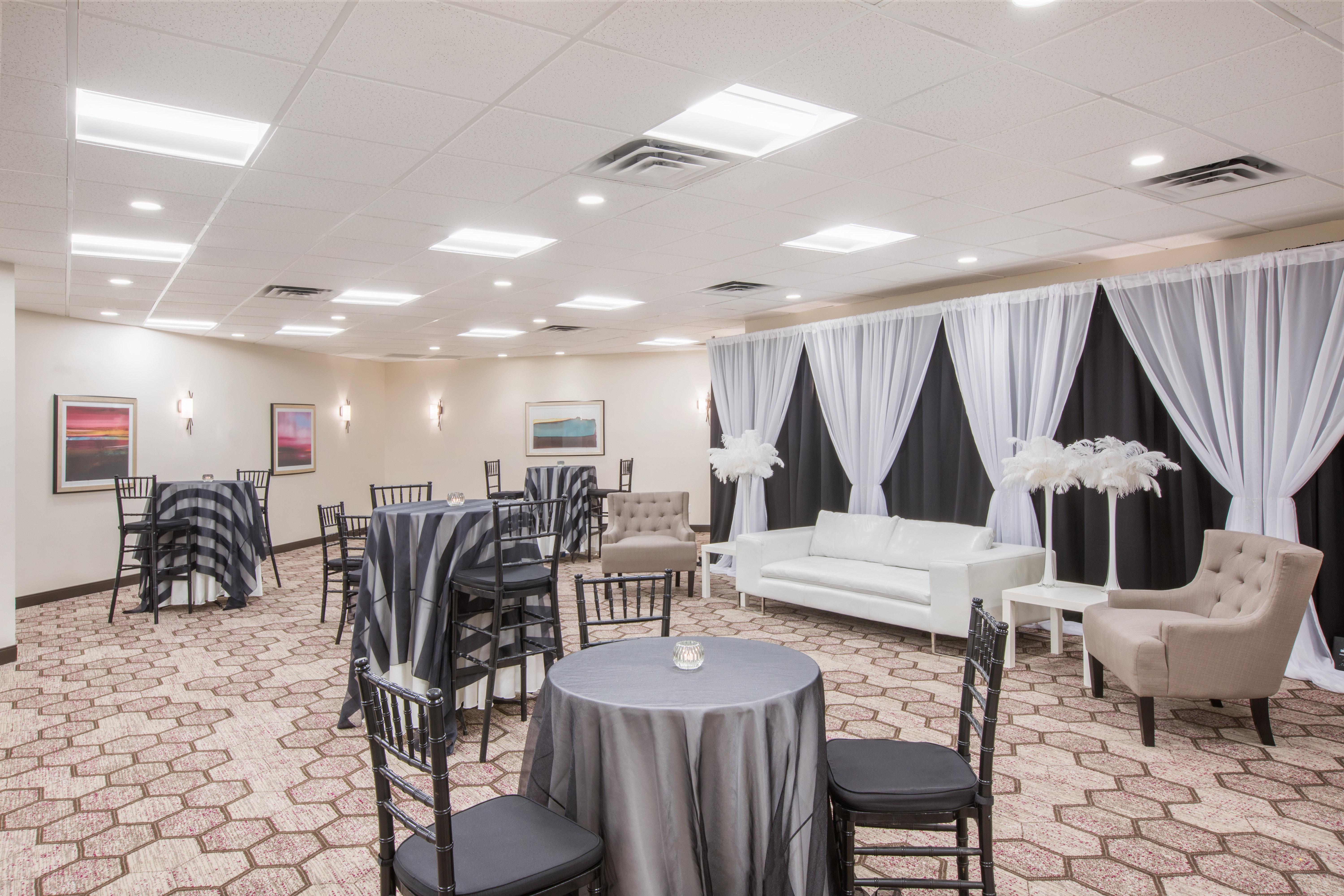 Ac Hotel By Marriott Portland Lake Oswego Exteriör bild