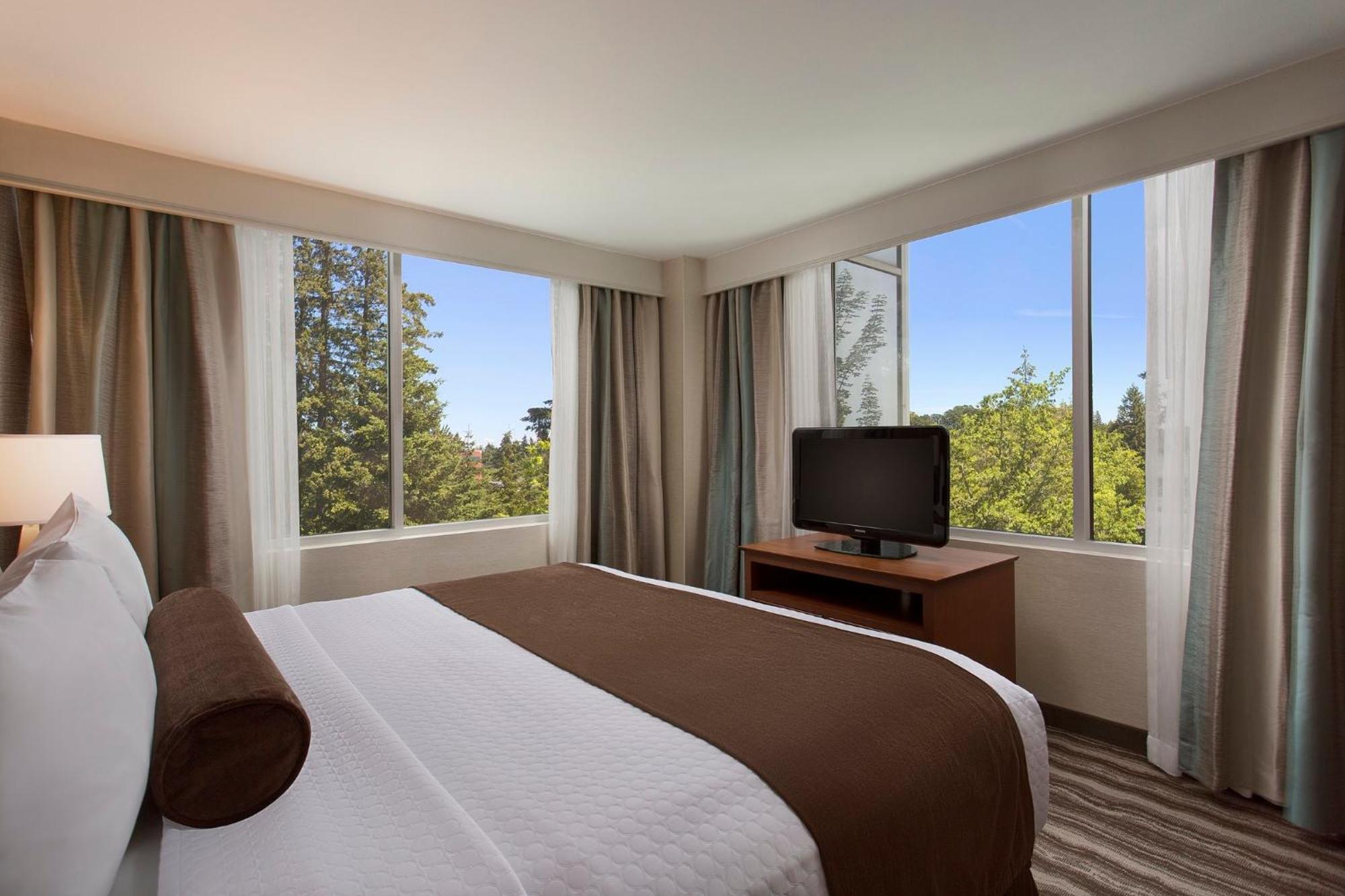 Ac Hotel By Marriott Portland Lake Oswego Exteriör bild